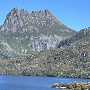 Dove Lake Shuttle Terminus & Trailheads