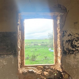 White Cliff (Arwakurra)