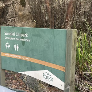 Sundial Carpark & Trailhead