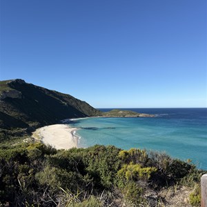 Lookout over Conspicuous Cliff Beach