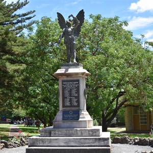 Angaston 
