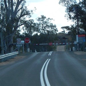 Approaching the Cadell Ferry