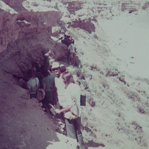 Beach cliff geology