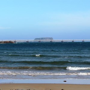 The conveyor on the loading jetty. Stanley Nut is in the background.