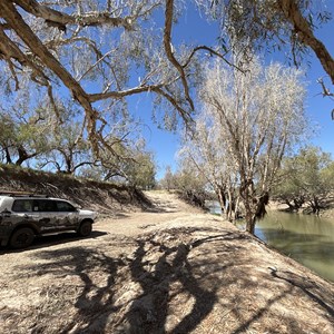 Georgina River Bush Camp