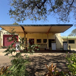 Mount Surprise Store