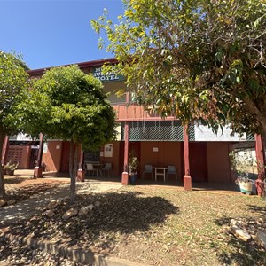 Mount Surprise Hotel