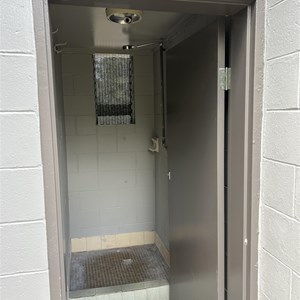 Bethune Falls Trailhead Carpark