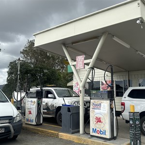 Calen Petrol & Store