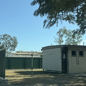 Nebo Motor Inn & Caravan Park
