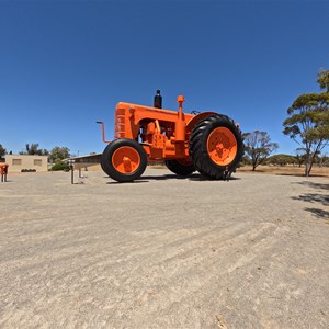 Big tractor