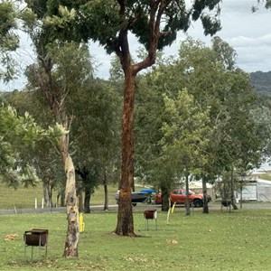 Glenlyon Dam Tourist Park