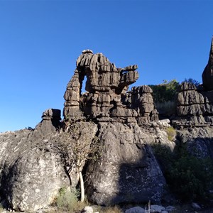 Mimbi Caves
