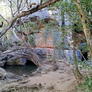 Mimbi Caves
