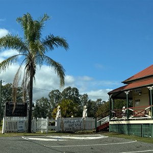 Pub Camping Tiaro