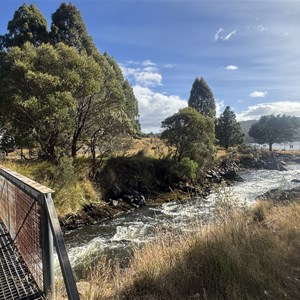 Bradys Lake White Water Raft Course