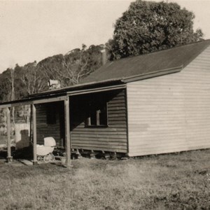 Strauss House on One Tree Hill