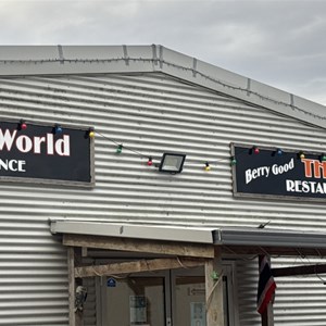 Berry World & Berry Good Thai Restaurant