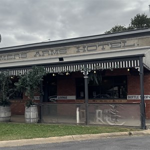 The Farmers Arms