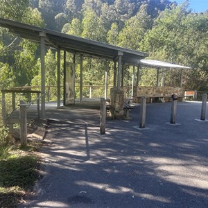 Steavenson Falls Lookout & Carpark