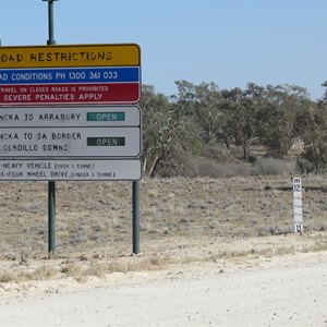11 to 12m flood gauge 400m from causeway at Stuart St