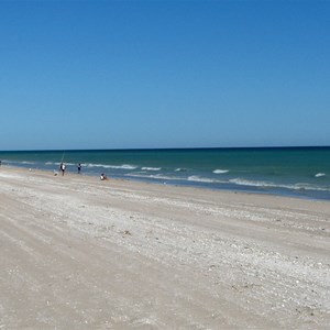 80 Mile Beach