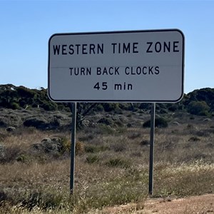 Western Time Zone sign