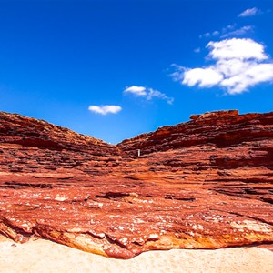 Start of Rainbow Valley walk from Mushroom Rock