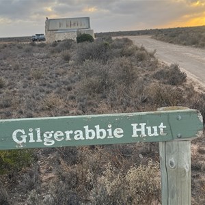 Gilgerabbie Hut