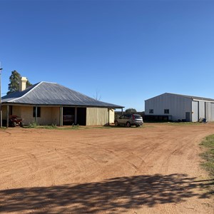 Gabyon Station Stay