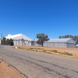 Warralakin