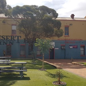 Desert Inn Hotel - Laverton