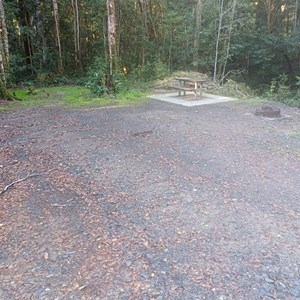 Mobong creek campground