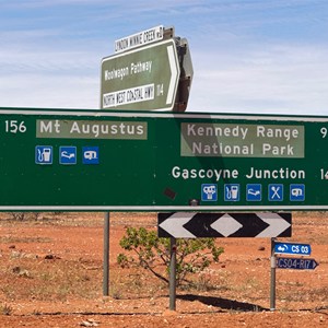 Junction Woolwagon Pathway