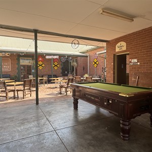 Watheroo Station Tavern & Free Camp