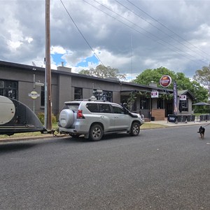 Elmhurst Hotel