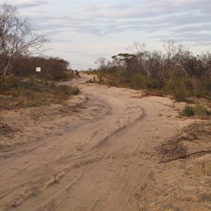 Chinamans Well 4WD track
