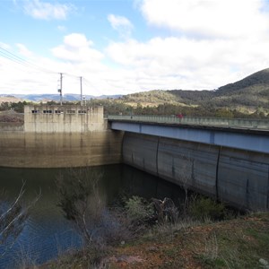 Triple gated spillway