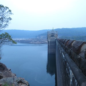 Upstream face of dam wall at 27% full Dec 2019
