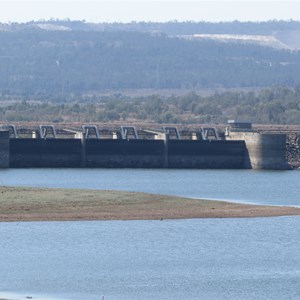 Spillway gates