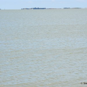 Lake Albert at Meningie