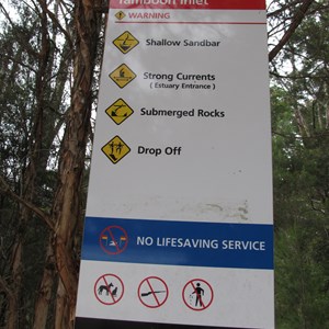 Warnings sign