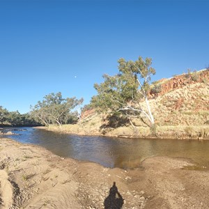 Watrara Pool