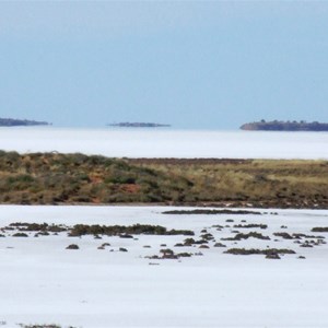 Lake Disappointment view