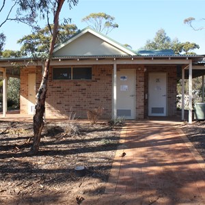 Lake King public toilets