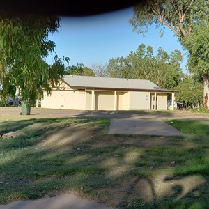 Burdekin Falls Dam Caravan Park