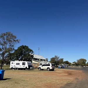 Barcaldine Showground Caravan Park