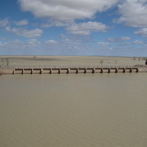 Menindee behind inlet from Copi Hollow