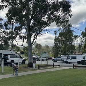 Tiaro Memorial Park