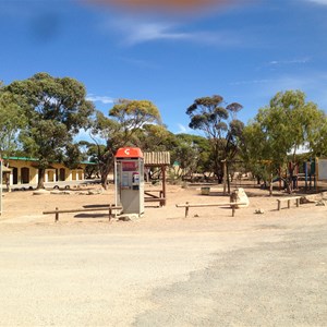 Caiguna Roadhouse 